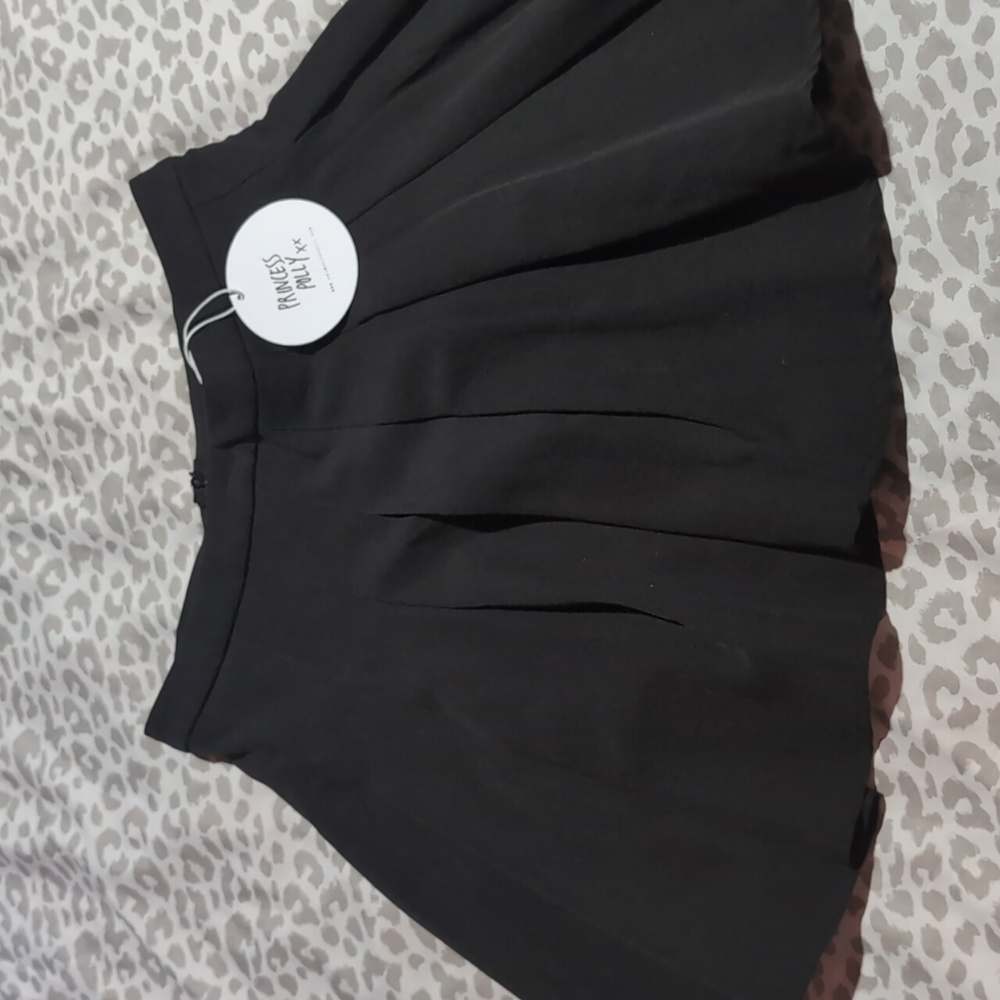 Brand New Princess Polly Pleated Mini Skirt